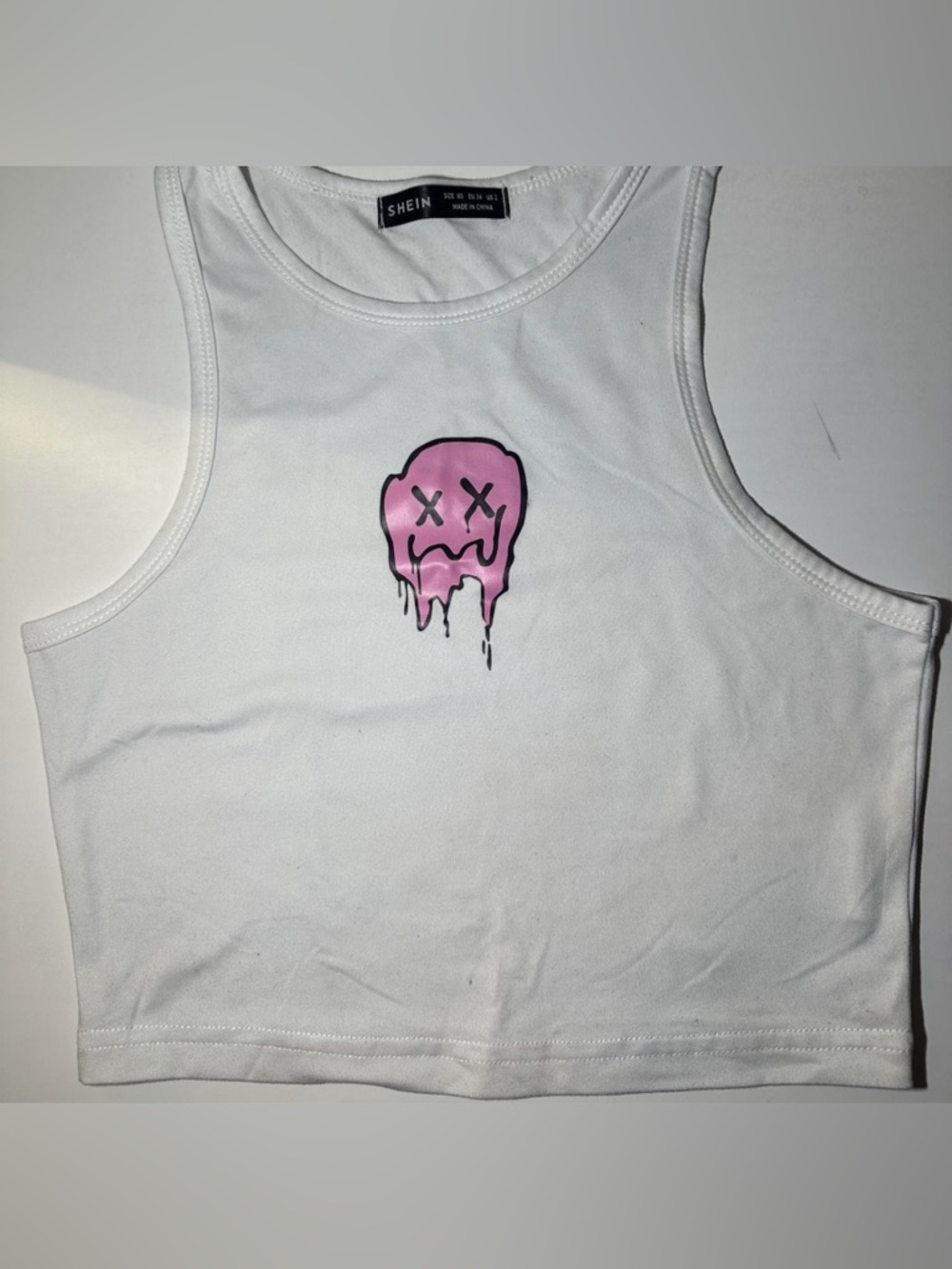 SHEIN White Cropped Tank with Pink Dripping Skull Graphic